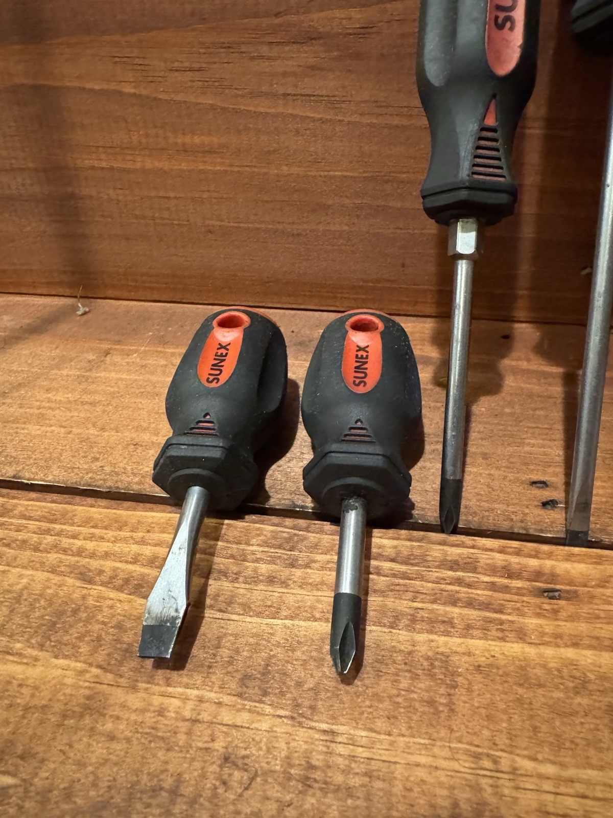 Sunex Tools 7 Pc Flat Head Phillips Head Screwdriver Set Red