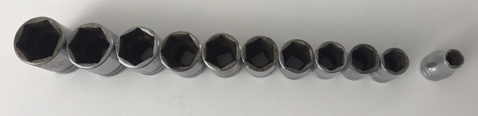 Snap-On 11 Piece 1/2″ Drive 6 Point SAE Flank Socket Set TW121-TW361 3/8”-1 1/8”