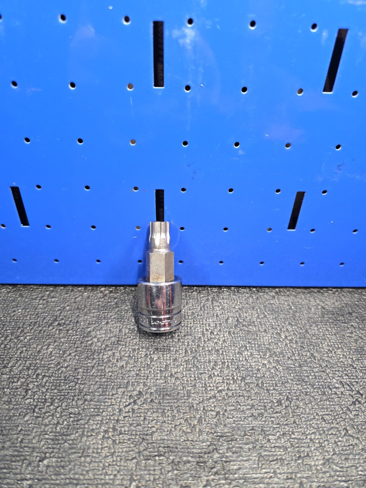 Snap-on Tools FTX55TPE 55IP Torx Plus 3/8″ Drive Chrome Socket Driver