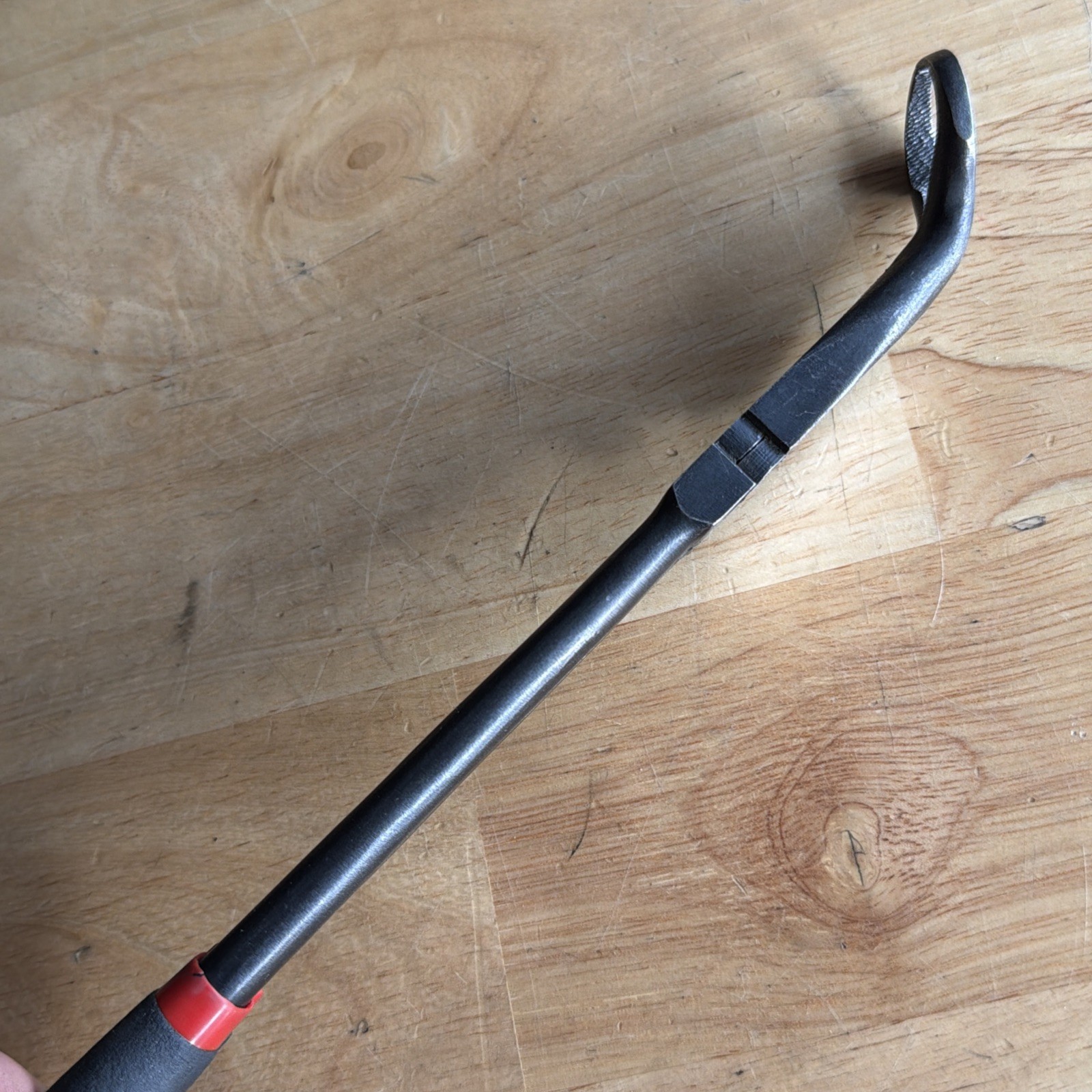 Mac Tools 3/4″ Long Reach Hose Gripping Pliers 11″ Long Black Handle P11LRGL