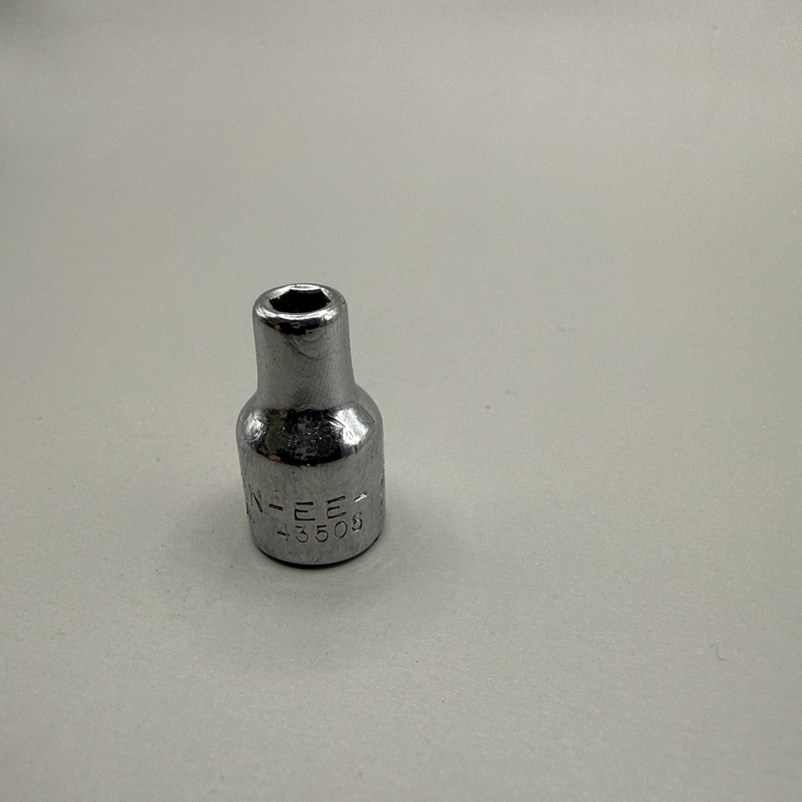 Craftsman 1/4 Drive 4mm 6-Point Socket Metric – EE-43505