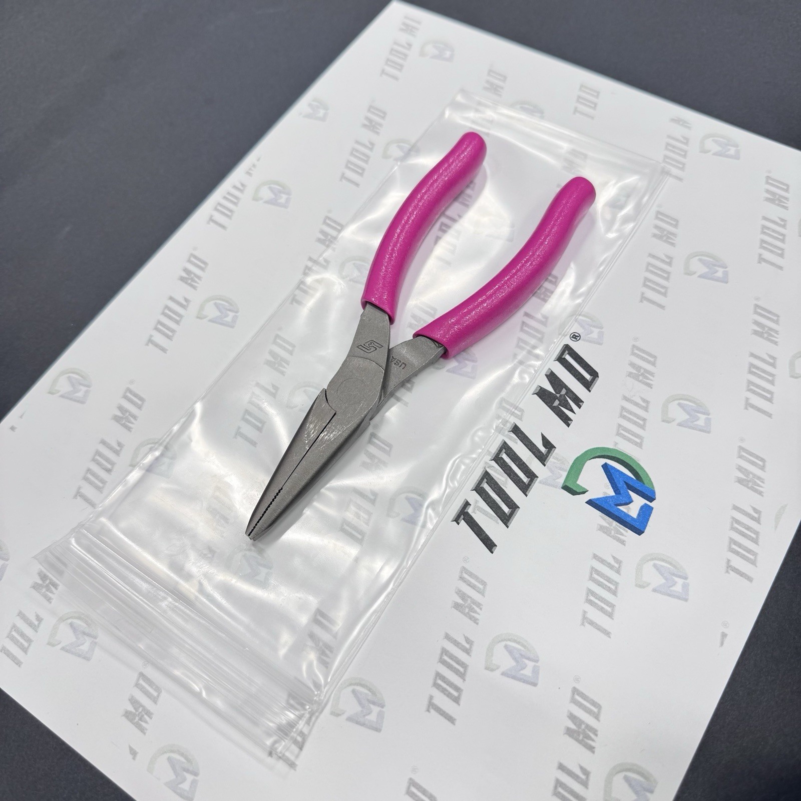 Snap-on Tools USA NEW 2025 ELECTRIC PINK 6″ Talon Grip Needle Nose Pliers 95ACF