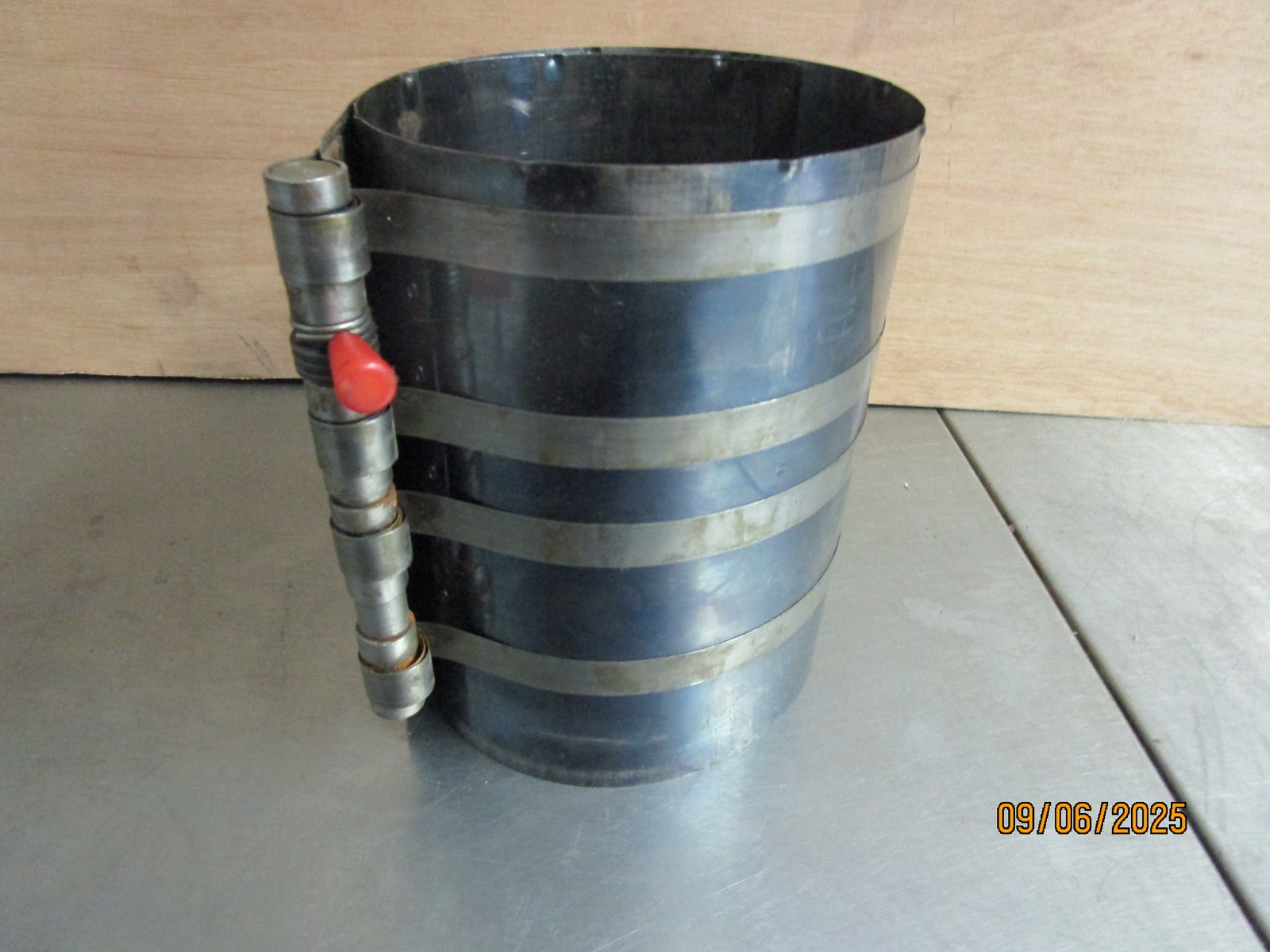 Blue Point RC-150A Adjustable Ring Compressor