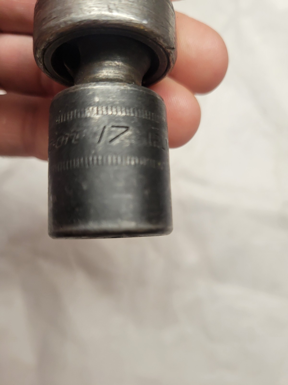 Snap on IPLM17B 1/2″ Drive 6 Point Metric 17mm Swivel Impact Socket USA