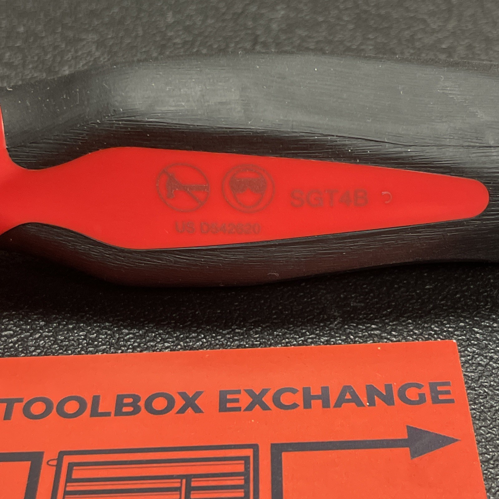 Snap-on Tools USA NEW RED 1/4″ Drive Soft Grip Standard Shank Driver SGT4B