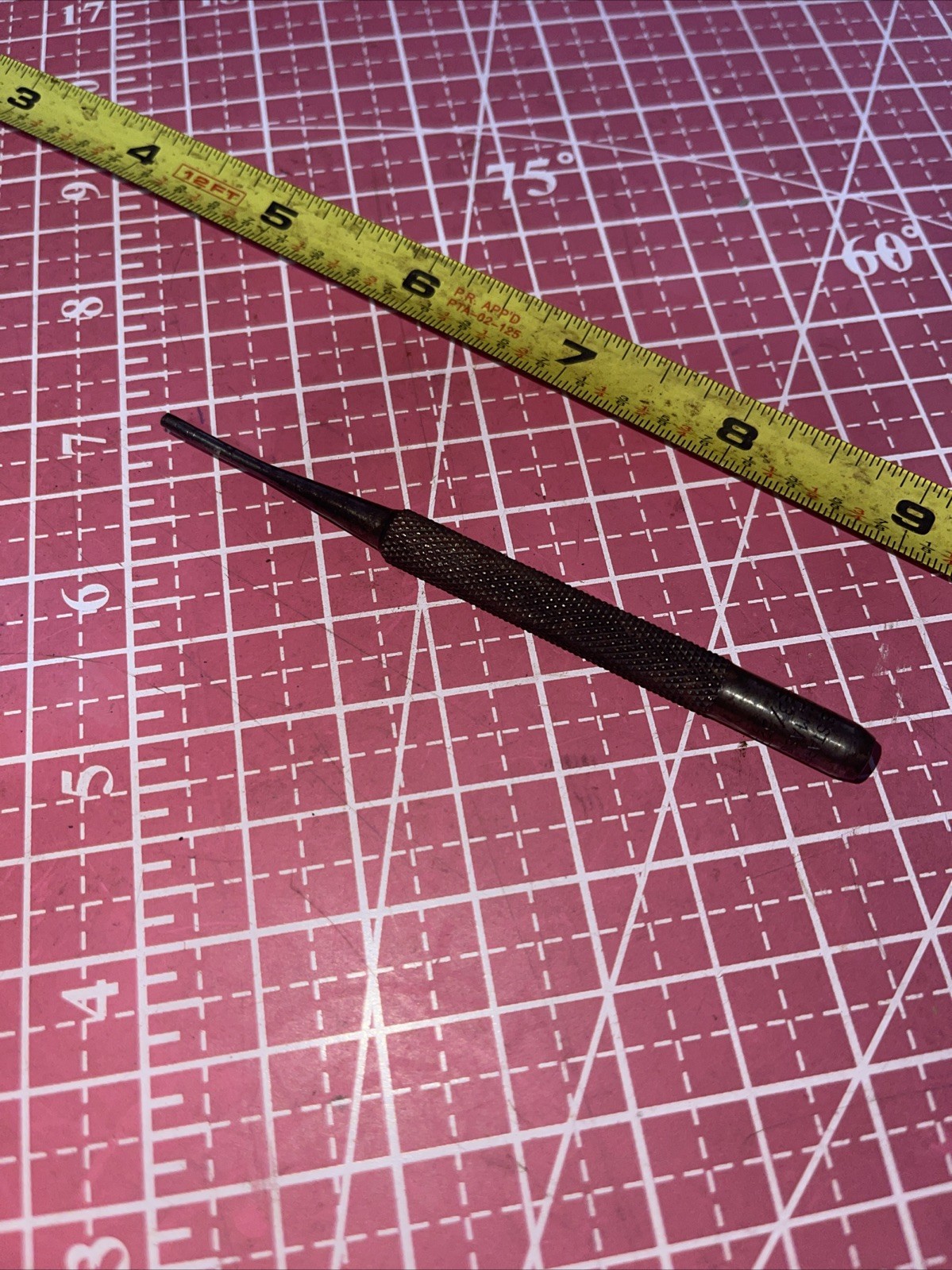 LS Starrett USA 3/32 In SAE Machinist Punch Vintage L.S. Knurled Grip