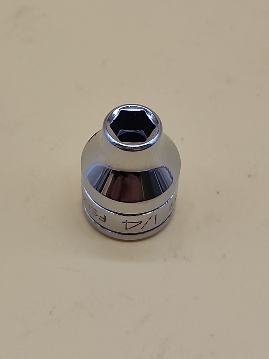 Snap-on Tools FS081 3/8″ Drive 1/4″ Shallow Socket 6pt USA