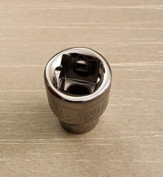 Craftsman USA 9mm Socket 6 Point 3/8″ Drive Inverted G2 43541