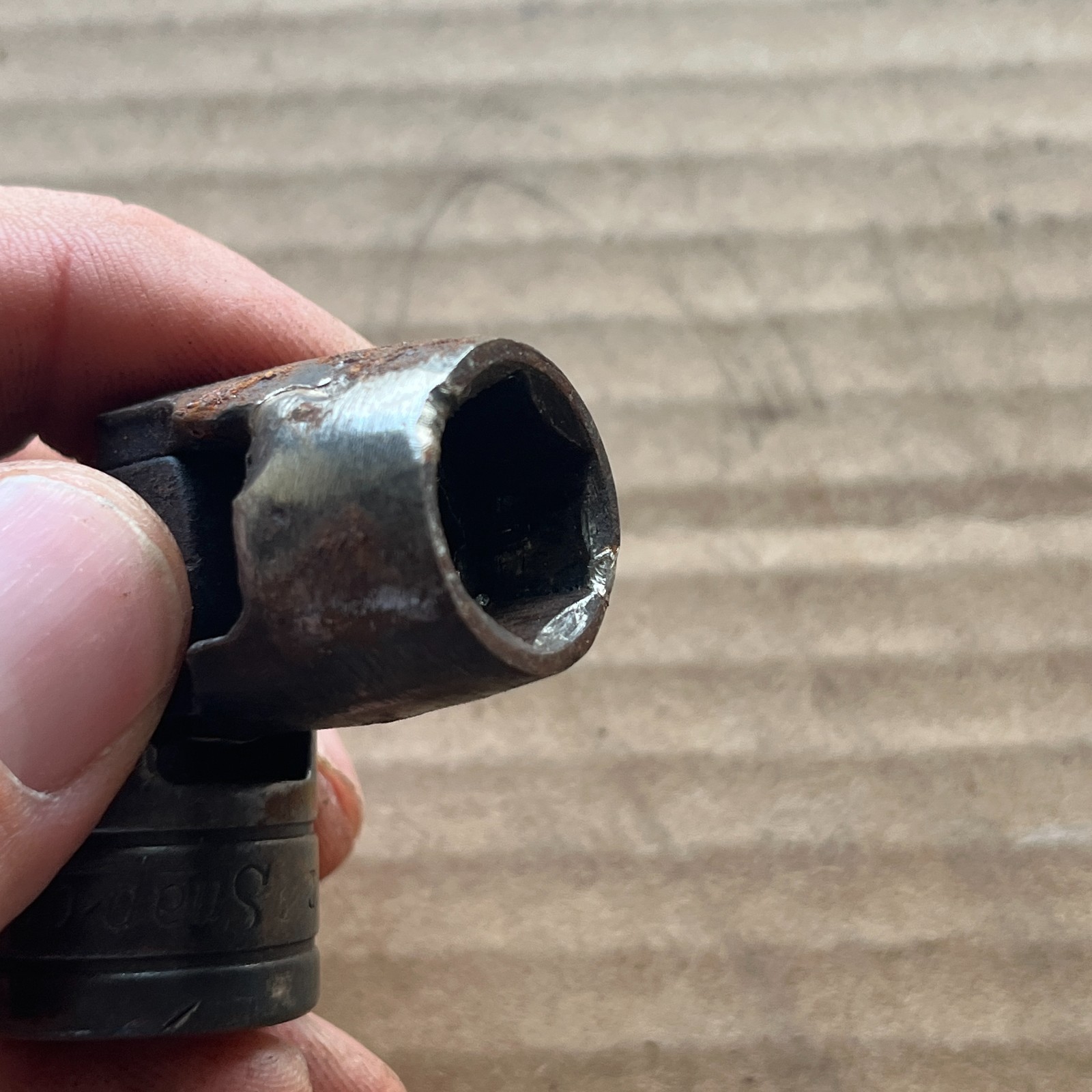 Snap-on Vintage SAE 1/2″ Drive 9/16″ Swivel Joint Socket 6 Point PU-18 Some wear