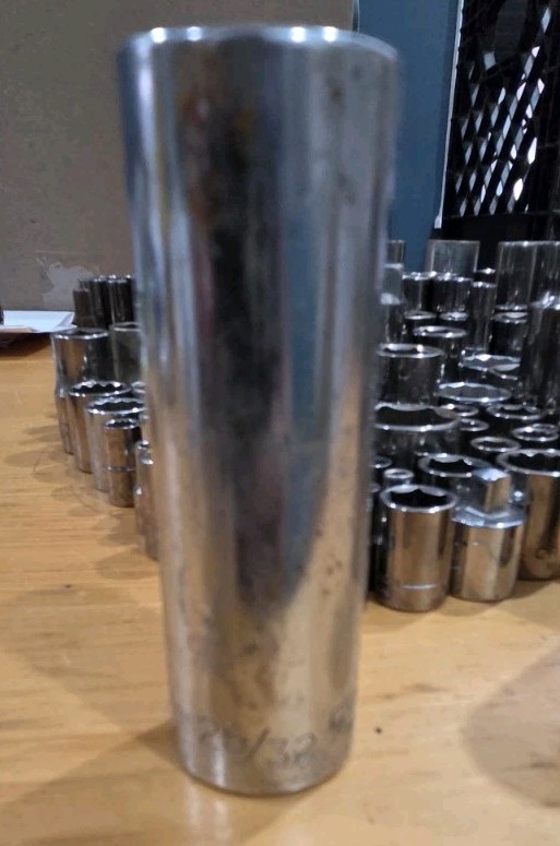 Lot Of 154 Craftsman Sockets, Standard And Metric, Vintage And Modern.