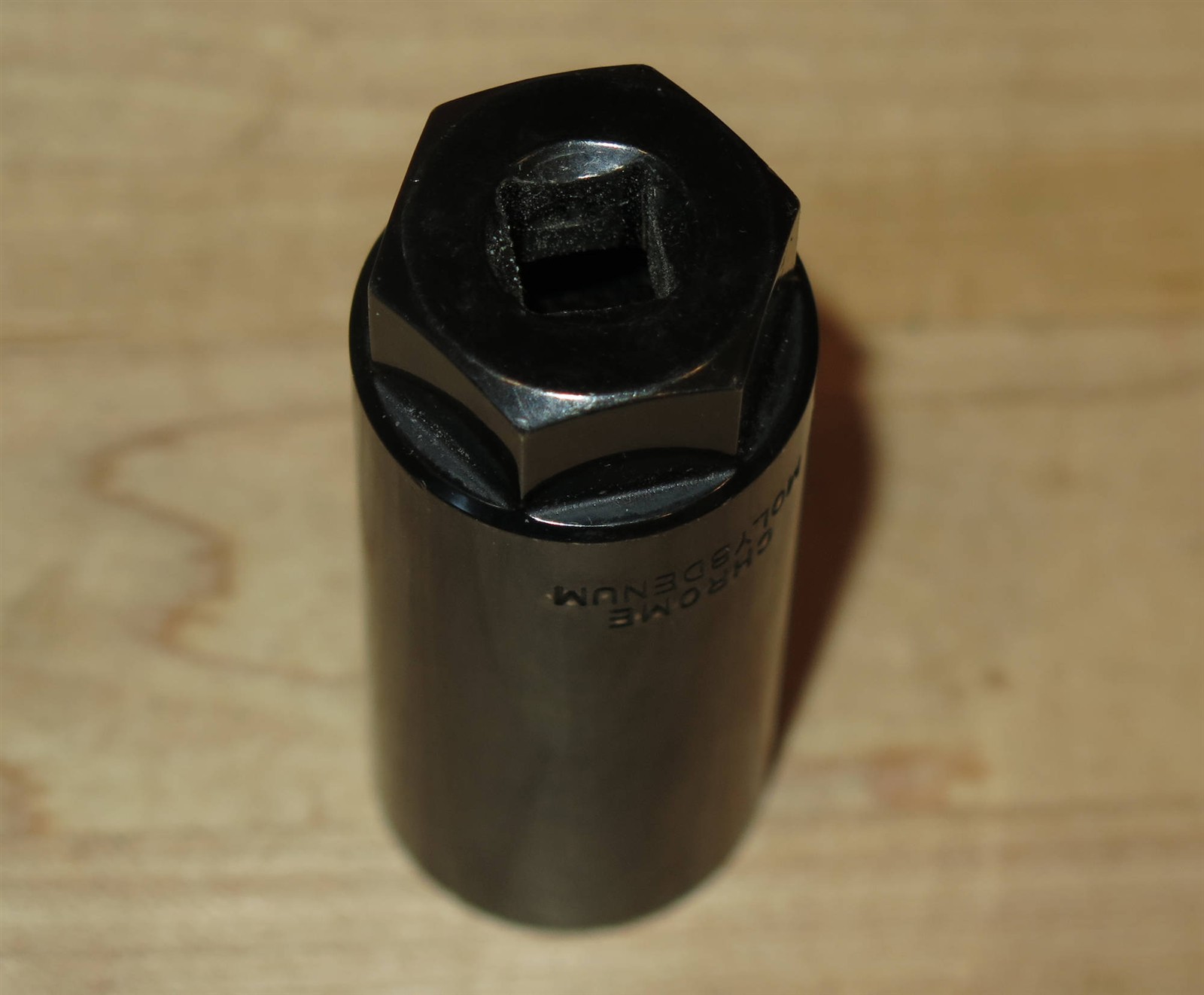 MAC Tools OSW104 3/8″-Drive Deep O2 Oxygen Sensor Socket – 7/8″ 6-point