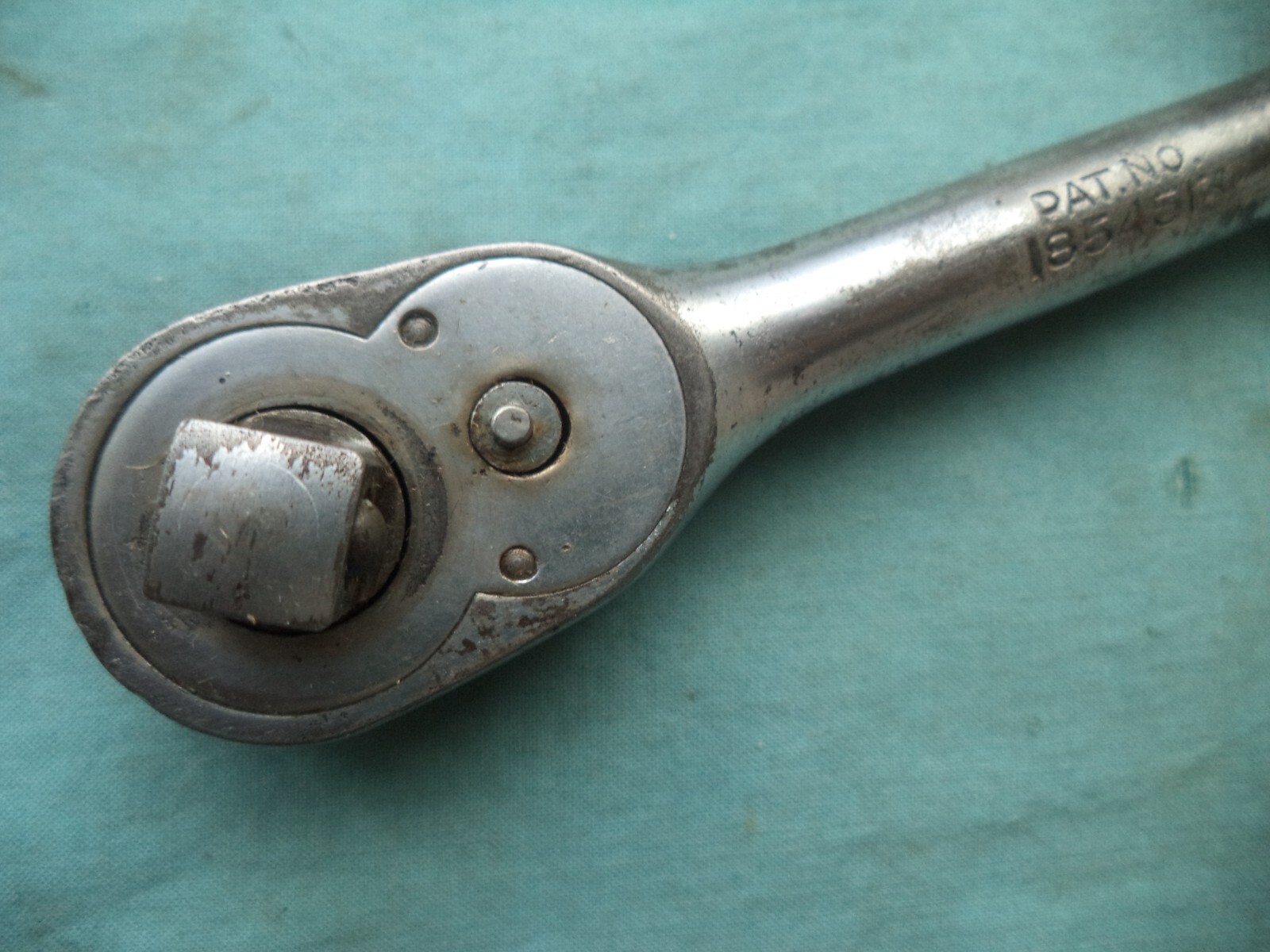 SNAP ON VINTAGE 3/8″ DRIVE FIXED HEAD RATCHET #F-70N RARE !