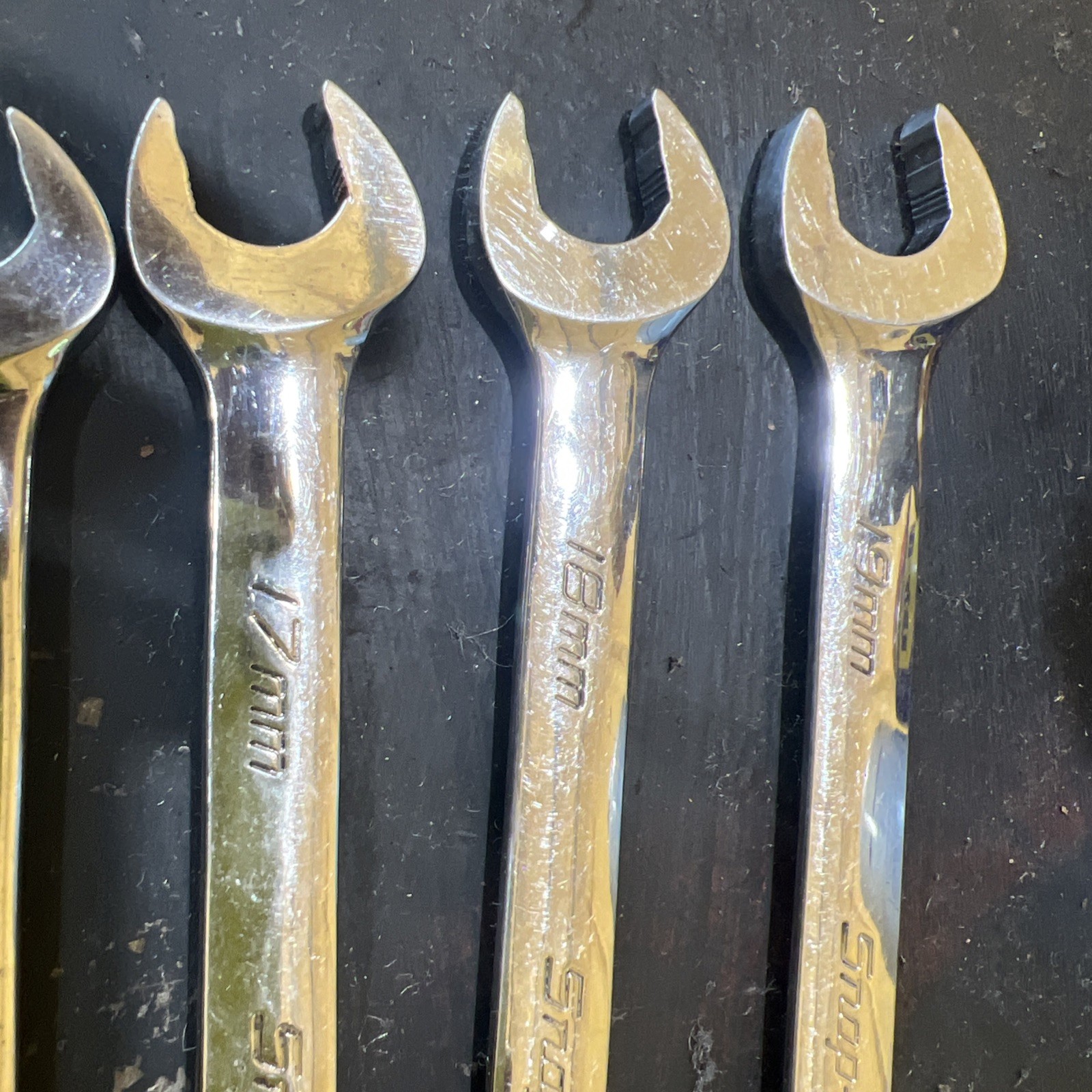 Snap-on 10pc 12pt Metric Flank Drive Plus Combination Wrench Set SOEXM710