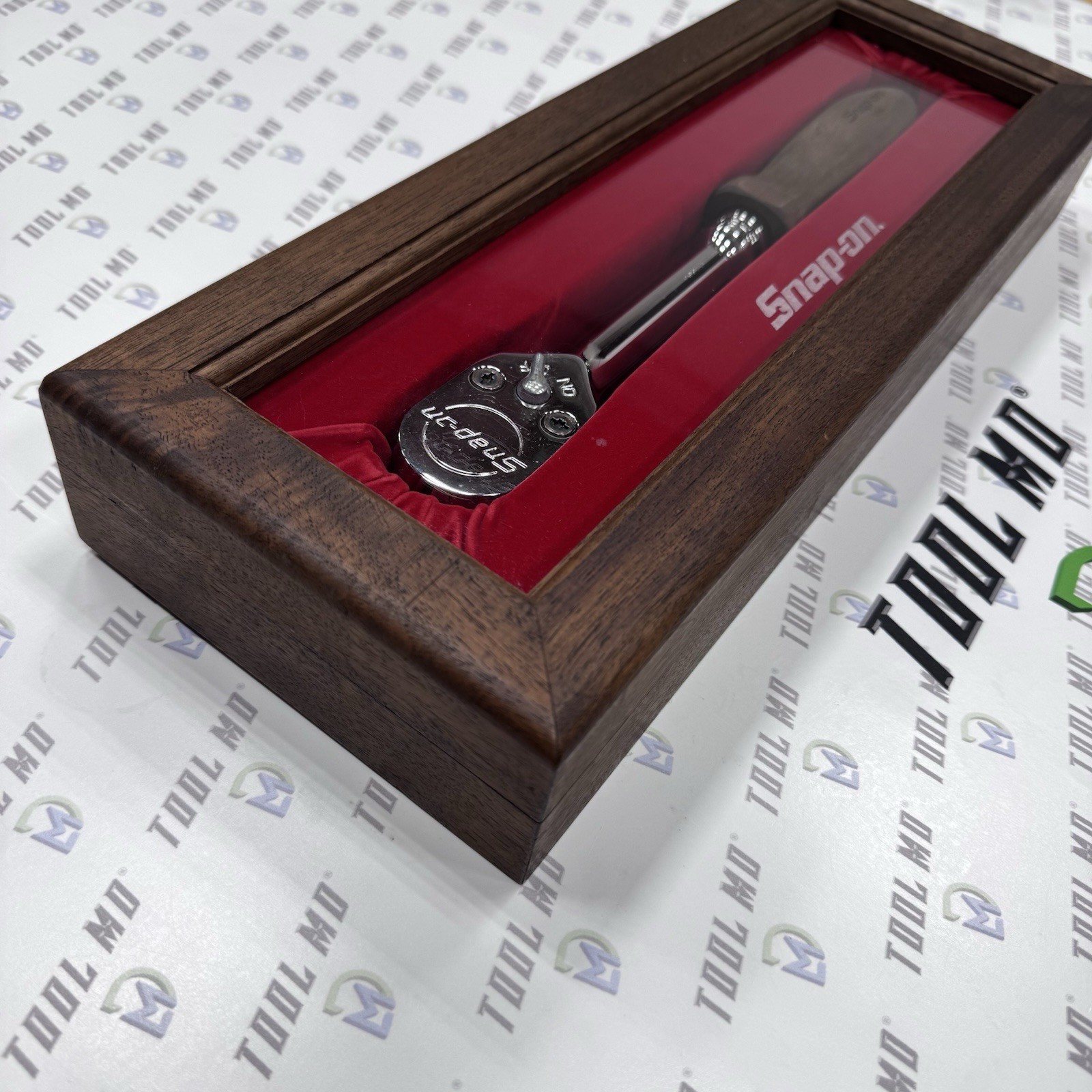Snap-on Tools USA RARE 2014 Limited Wooden Grip Model Display Case Set SH80A