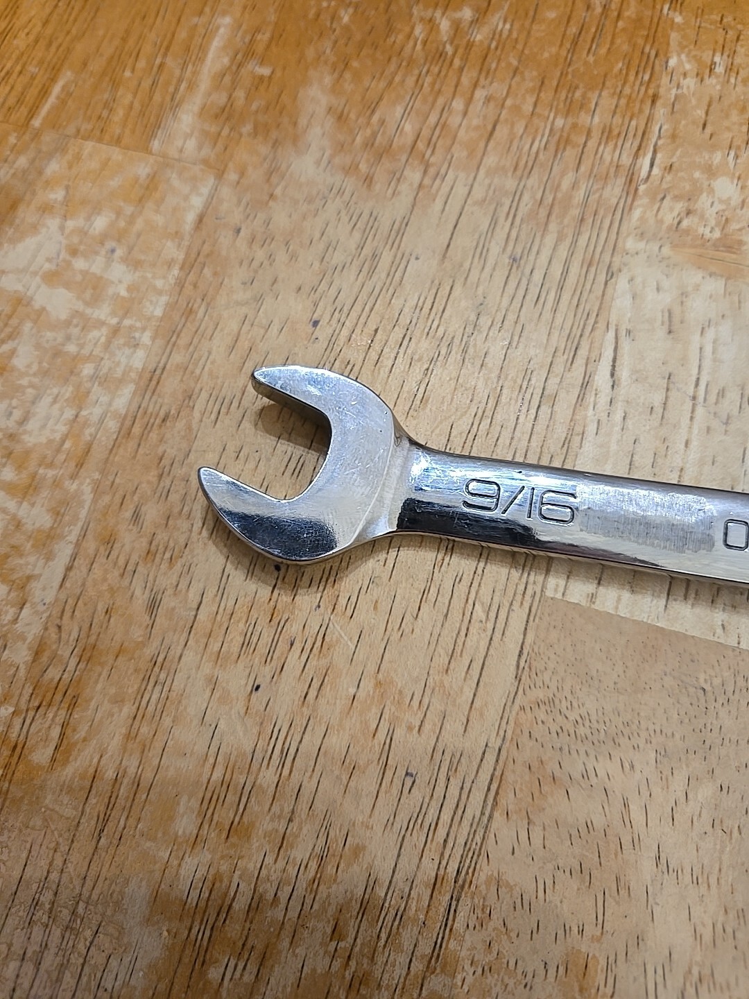 Snap On 9/16″ 6PT Chrome Angle Head Short Combination Wrench OXA180B