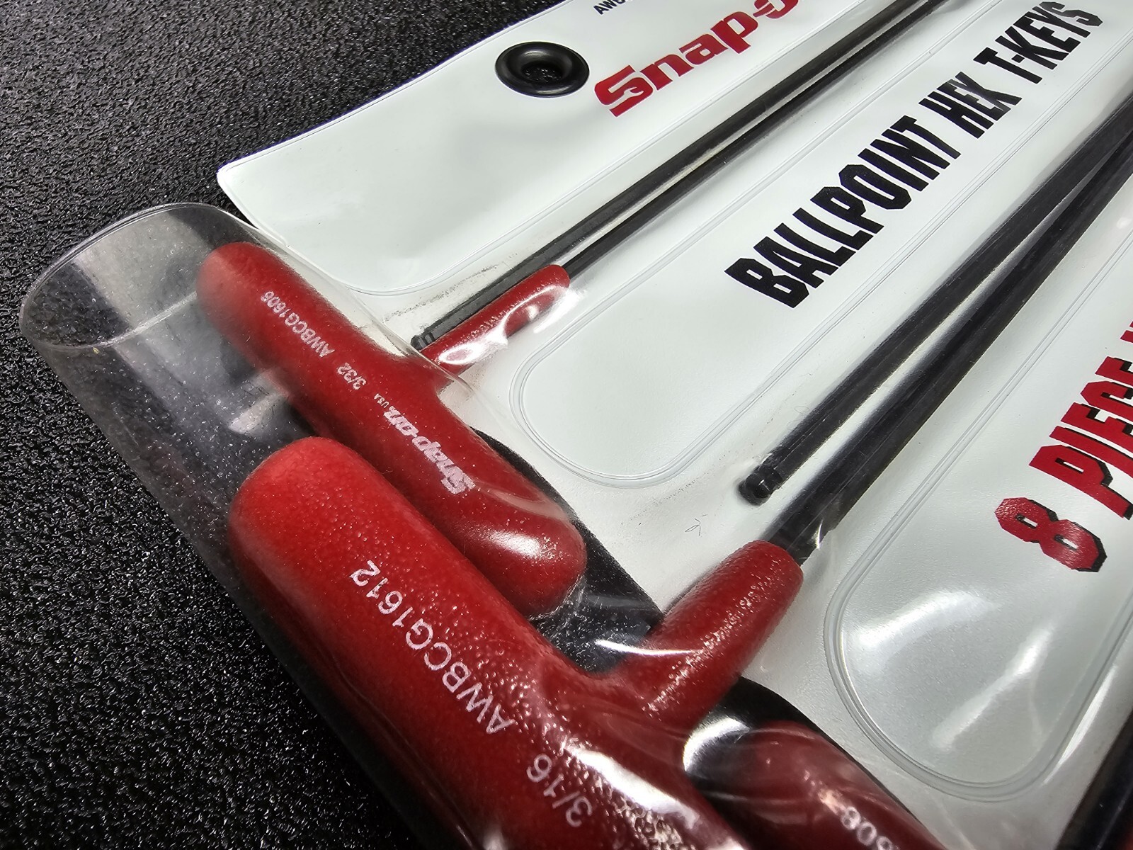 Snap-on Tools USA NEW 8pc SAE Soft Grip T-Handle Ball Hex Wrench Set AWBCG1600