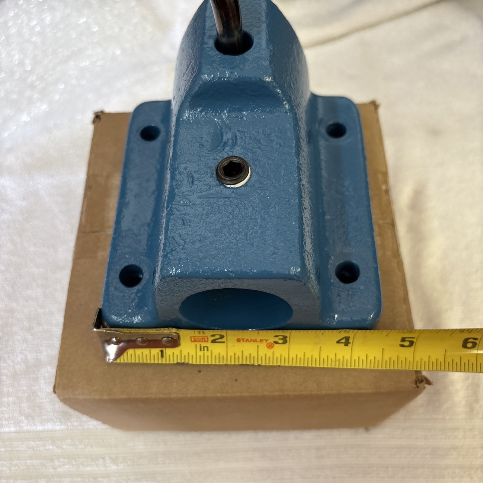 Kent Moore J 3289-22 Pin, W / Cast Aluminum Transmission Fixture Bench Mount.