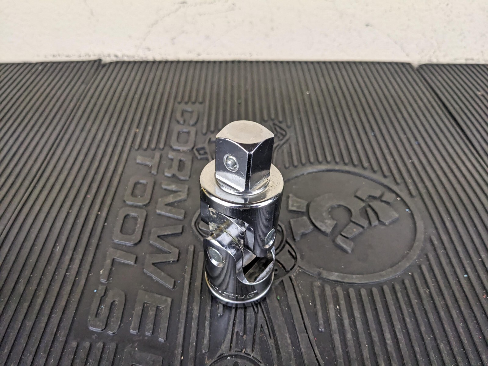 #bn451 Snap-On NEW L82A 3/4″ Drive Universal Swivel Socket Locking Button USA