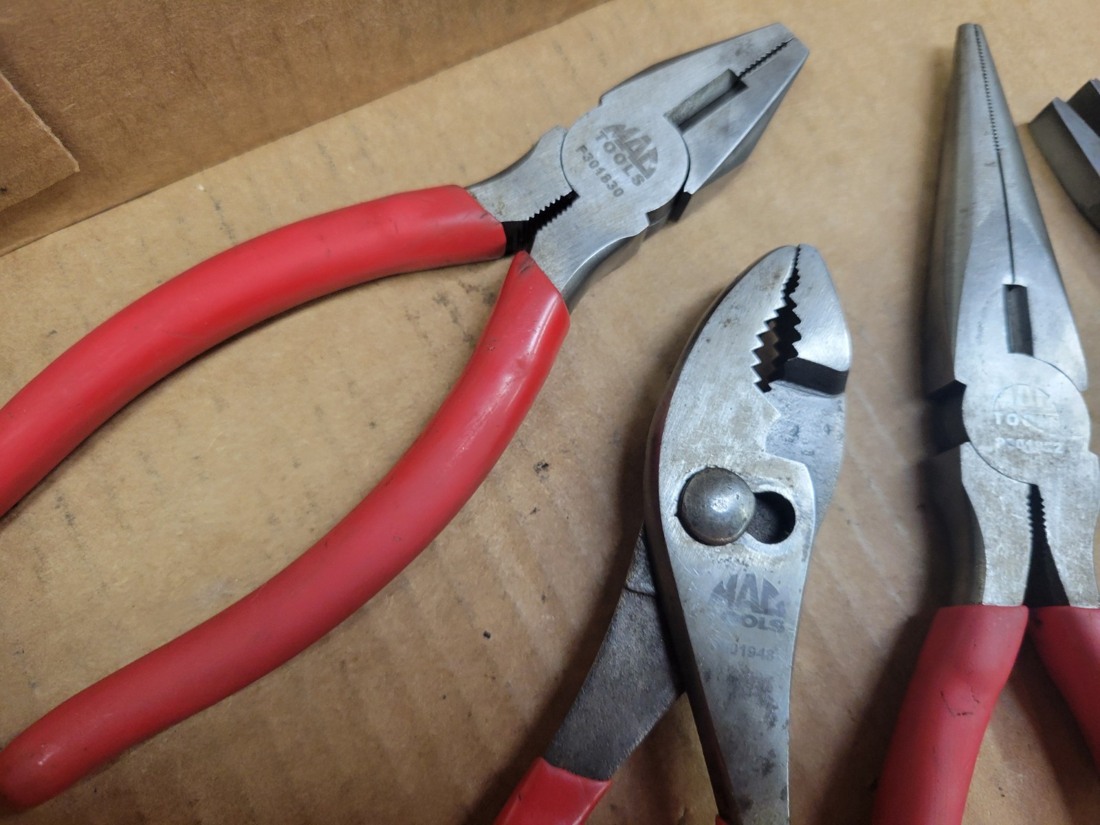 Mac Tools USA 5-Piece 3/8″ Pliers Set