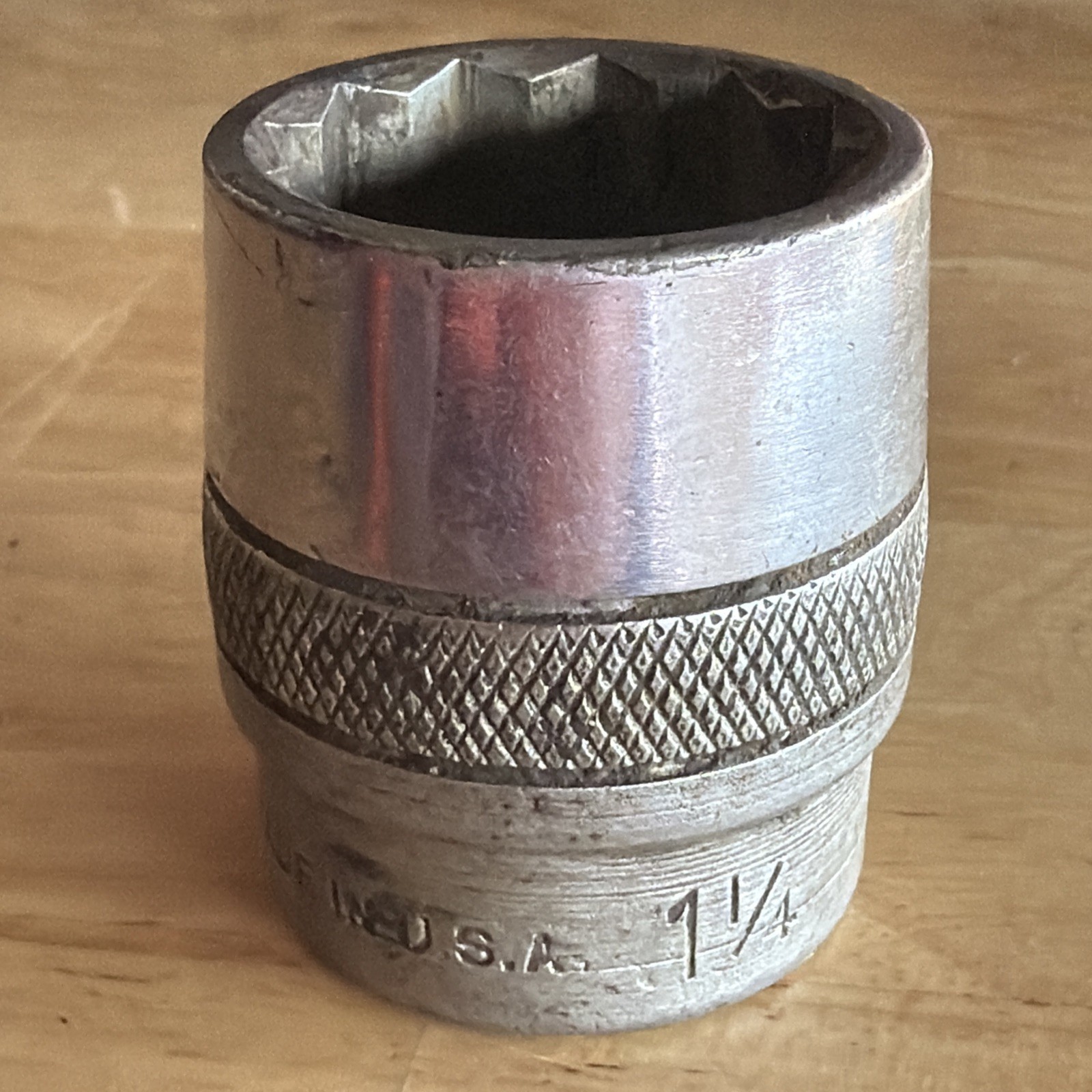 Bonney Tools 1-1/4″ Shallow Socket 3/4″ Drive 12 Point Knurled HD40 Vtg USA