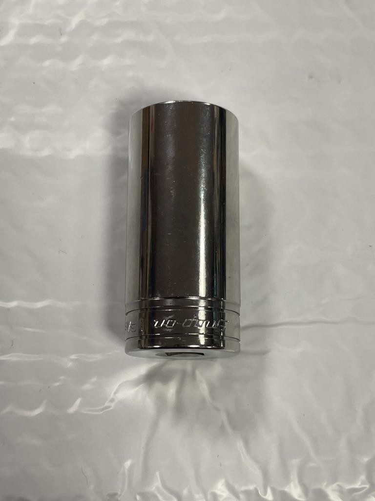 SNAP-ON S381 1/2″ DRIVE 12 POINT 1-3/16″ SAE DEEP SOCKET- BRAND NEW.