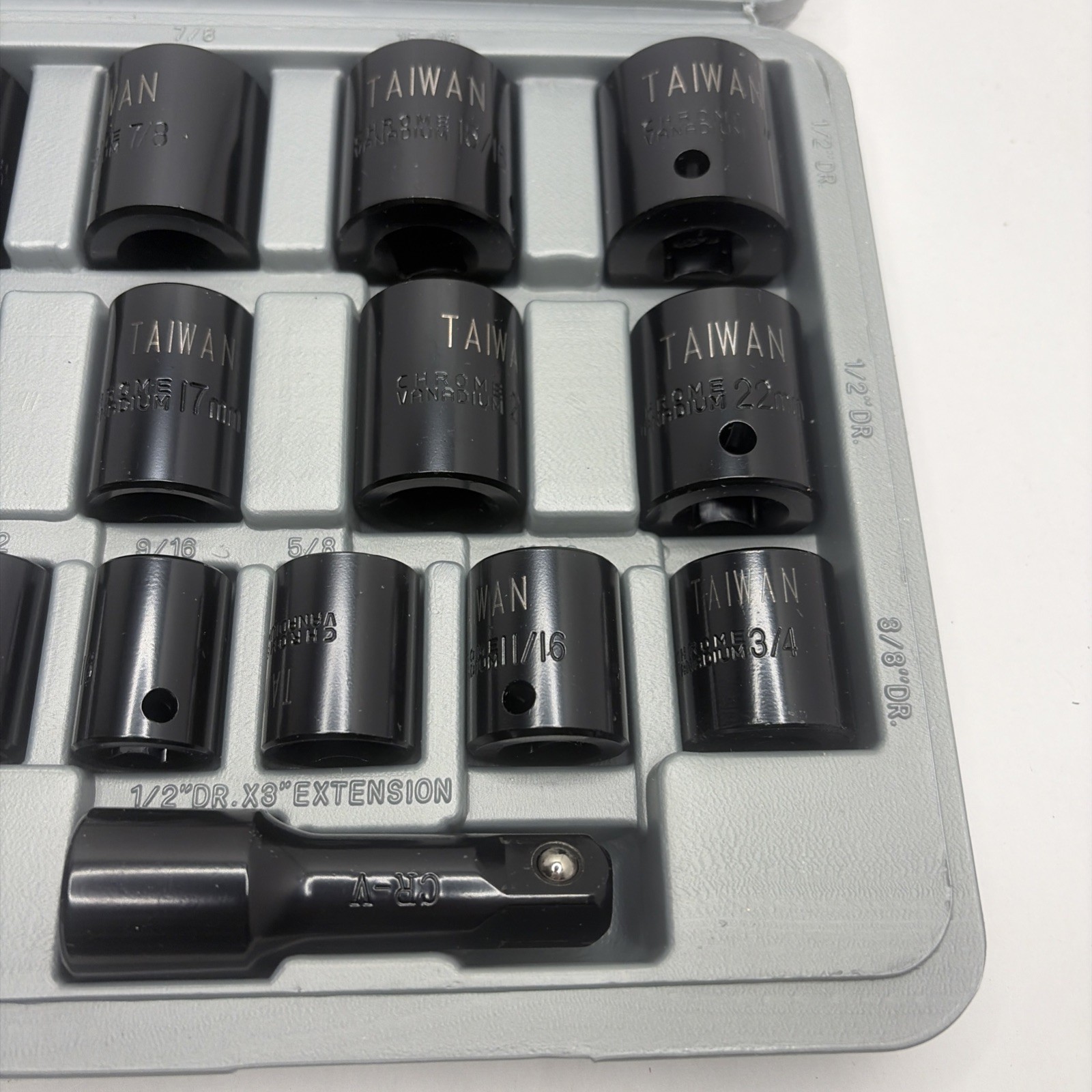 Pittsburgh Combination 38 Piece impact socket Set (SAE-METRIC) 3/8”&1/2”. New