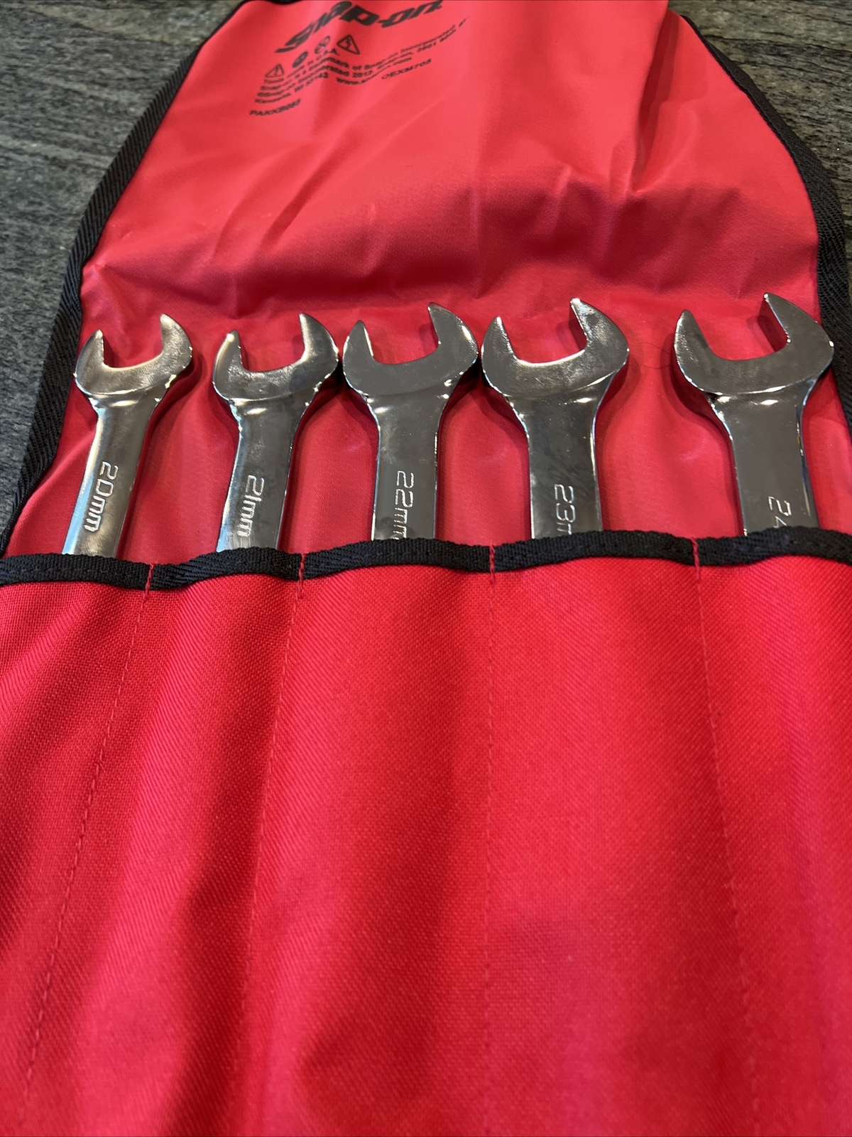Snap-On oexm705 5 pc 12 point metric combination wrench set 20-24mm sealed