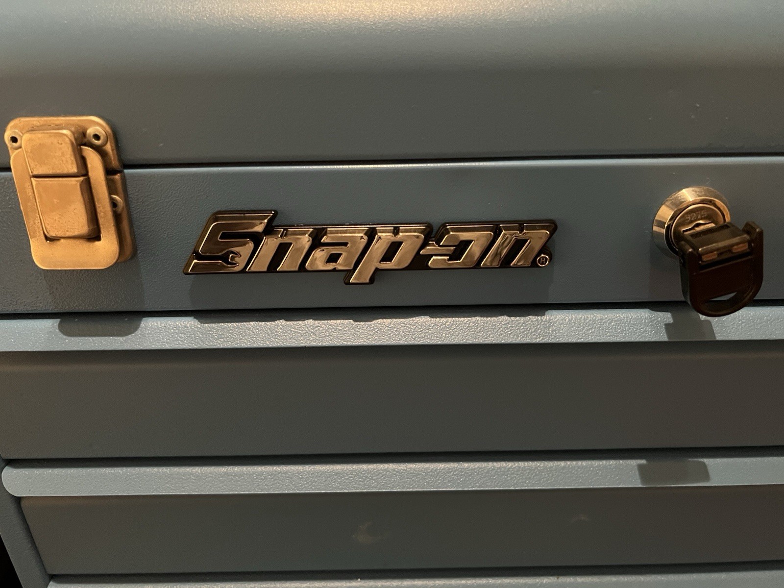 Snap On Tools METAL 3D Toolbox Roll Cab Chrome Badge Emblem Sticker Decal logo.