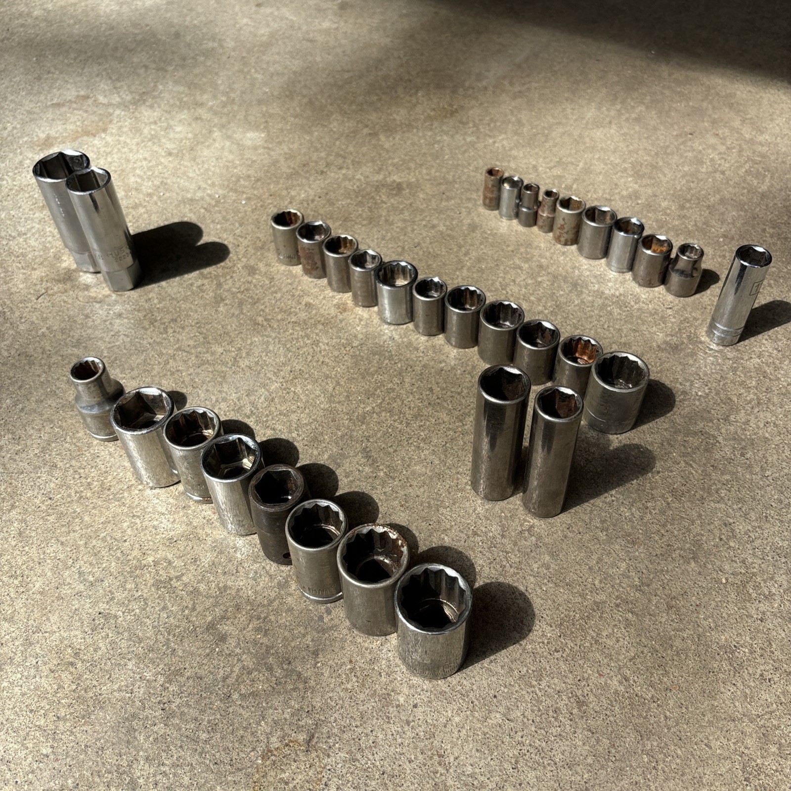 Miscellaneous Mixed Brands Various Sizes Sockets Tool Lot Of ~5lbs Bulk