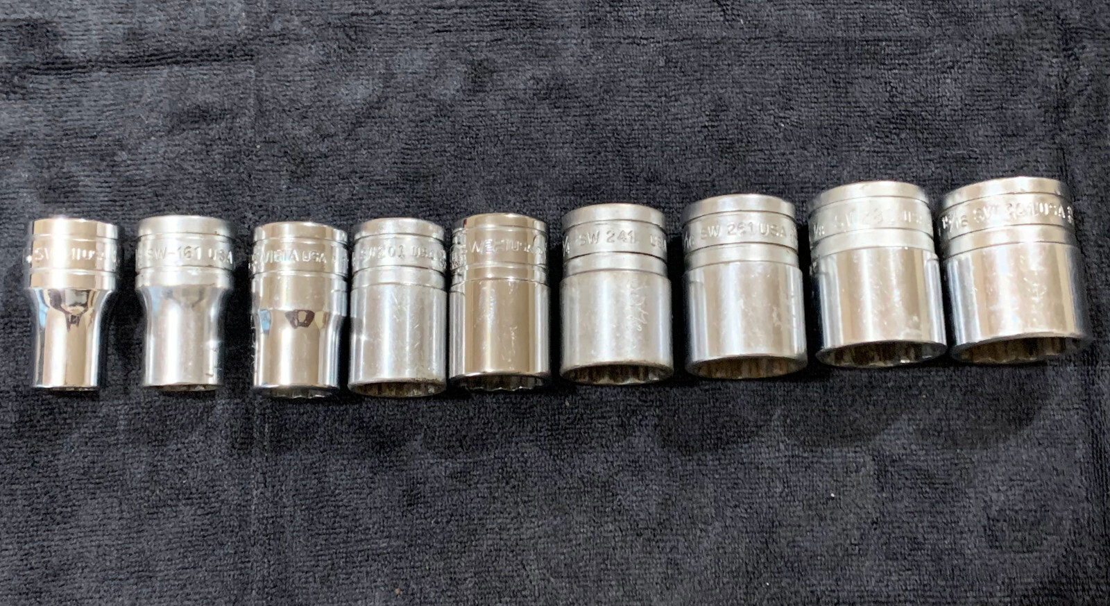 Snap On 1/2″ Dr 9pc Socket Set SAE 7/16″ to 15/16″ 12 Point Shallow SW141-SW301