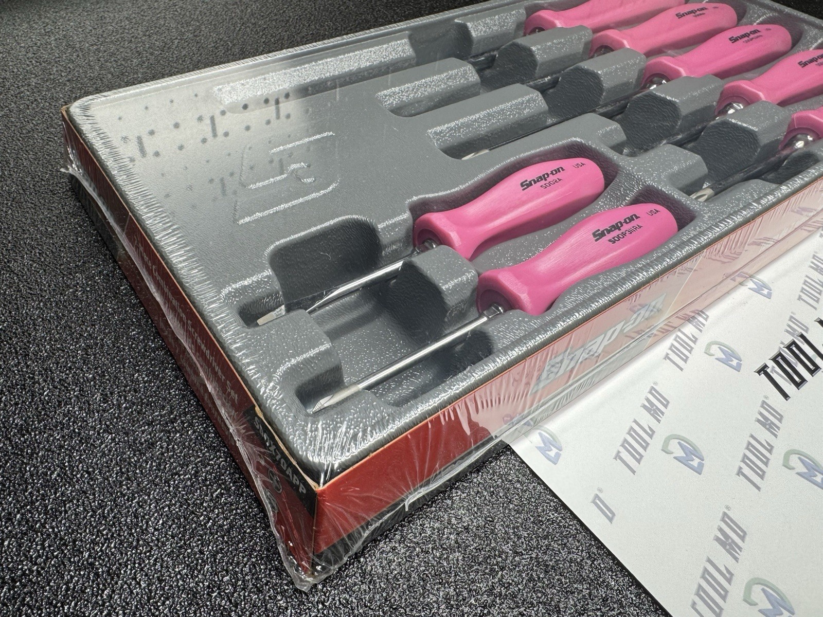 Snap-on Tools USA NEW 7-Piece PEARL PINK Combination Screwdriver Set SDDX70A