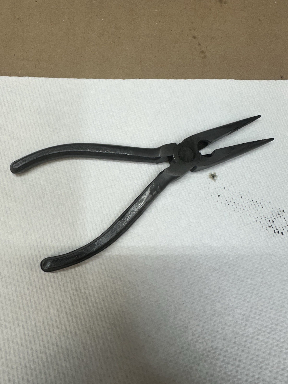 Vintage 6.5″ Needle Nose Pliers w/ Side Cutter – Unmarked