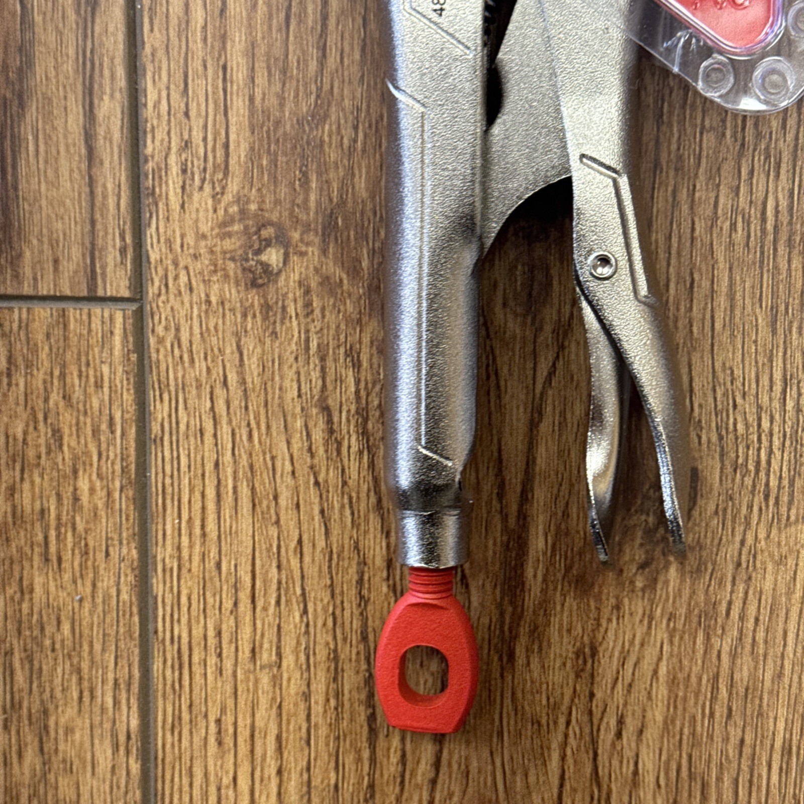 Milwaukee 48-22-3509 – 9″ Inch «Torque Lock» Long Nose Locking Pliers