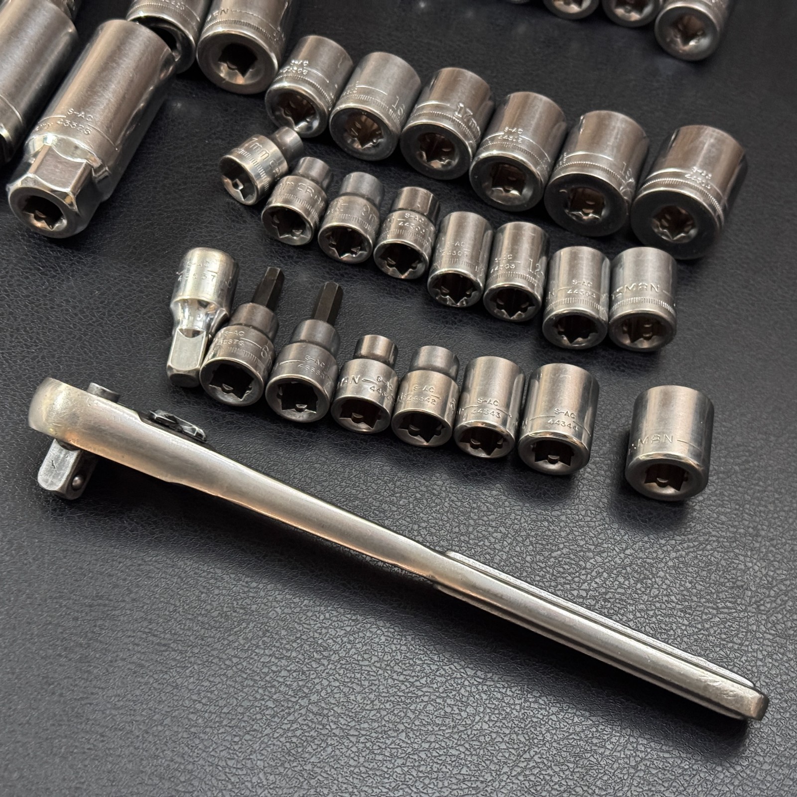 Craftsman S-AC 3/8 Drive Metric & SAE Socket Set STD Deep w/ Ratchet 44808 —81pc