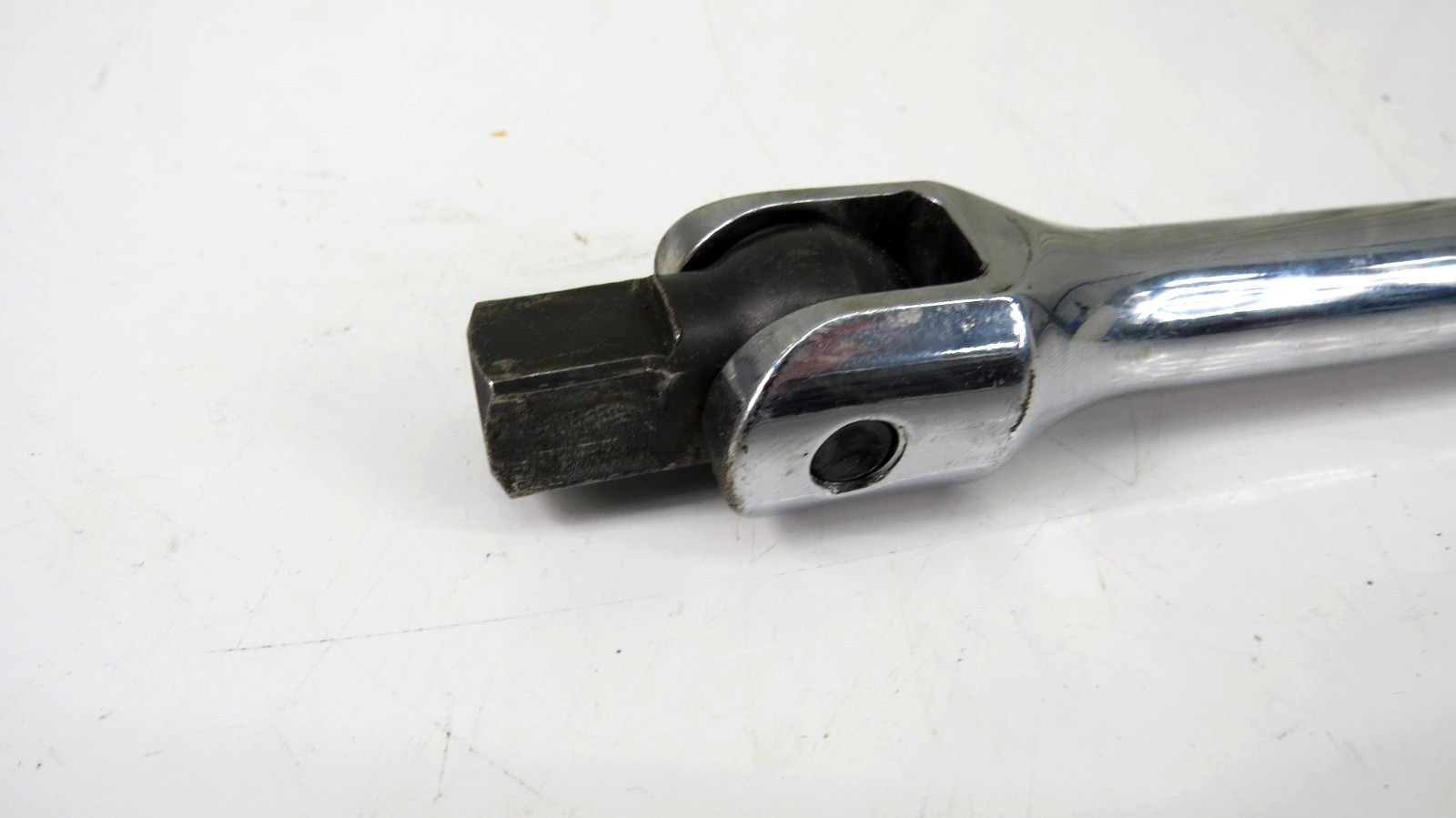 MATCO C30FH 1/2″ Drive Flexible Head Breaker Bar 29” Long Silver