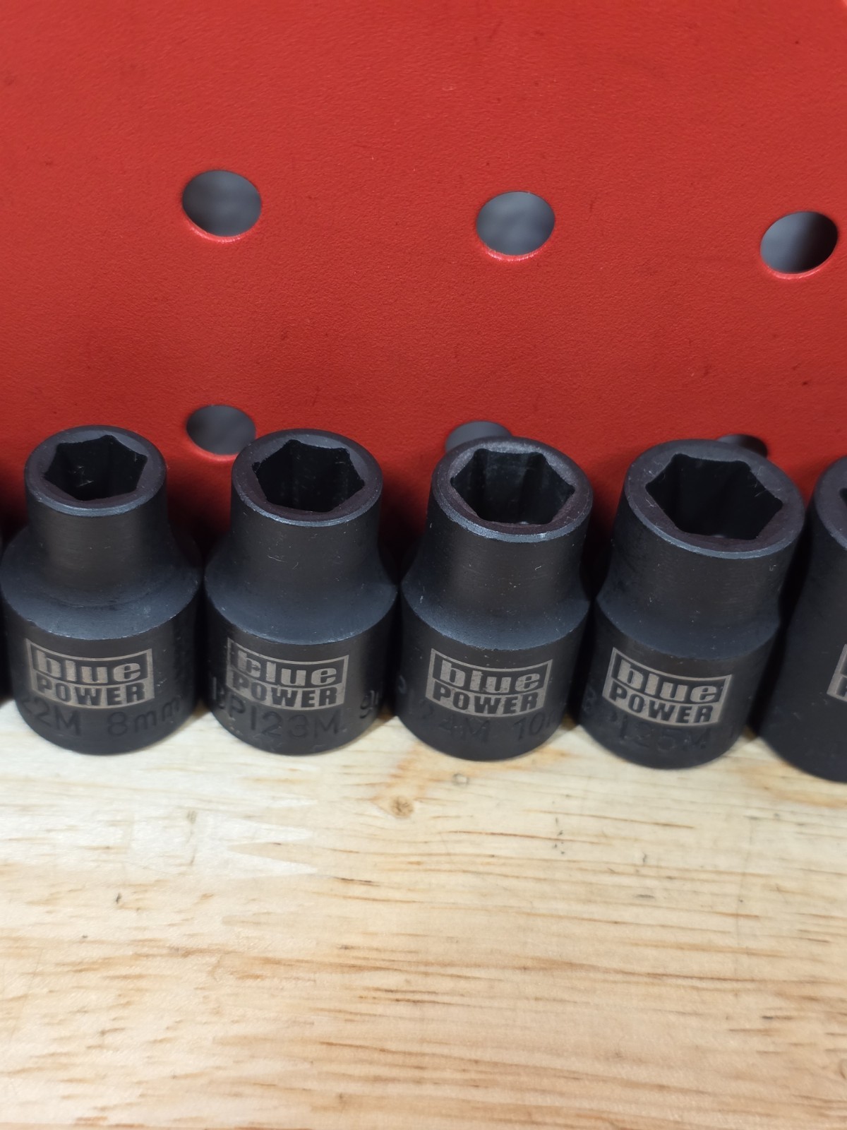 Cornwell Tools 7-19mm 13-Piece 3/8″ Drive 6-Point Metric Shallow Impact Set NICE