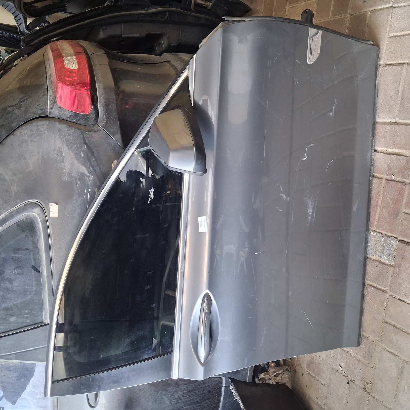 2010 BMW 750i xDrive Door Shell 41525A2A391