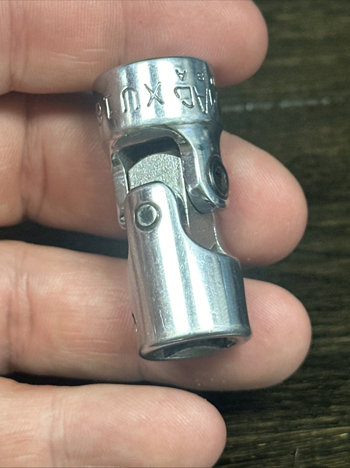 Mac Tools XU186 9/16″ 6Point Shallow Swivel Socket 3/8″ Drive – Made in USA