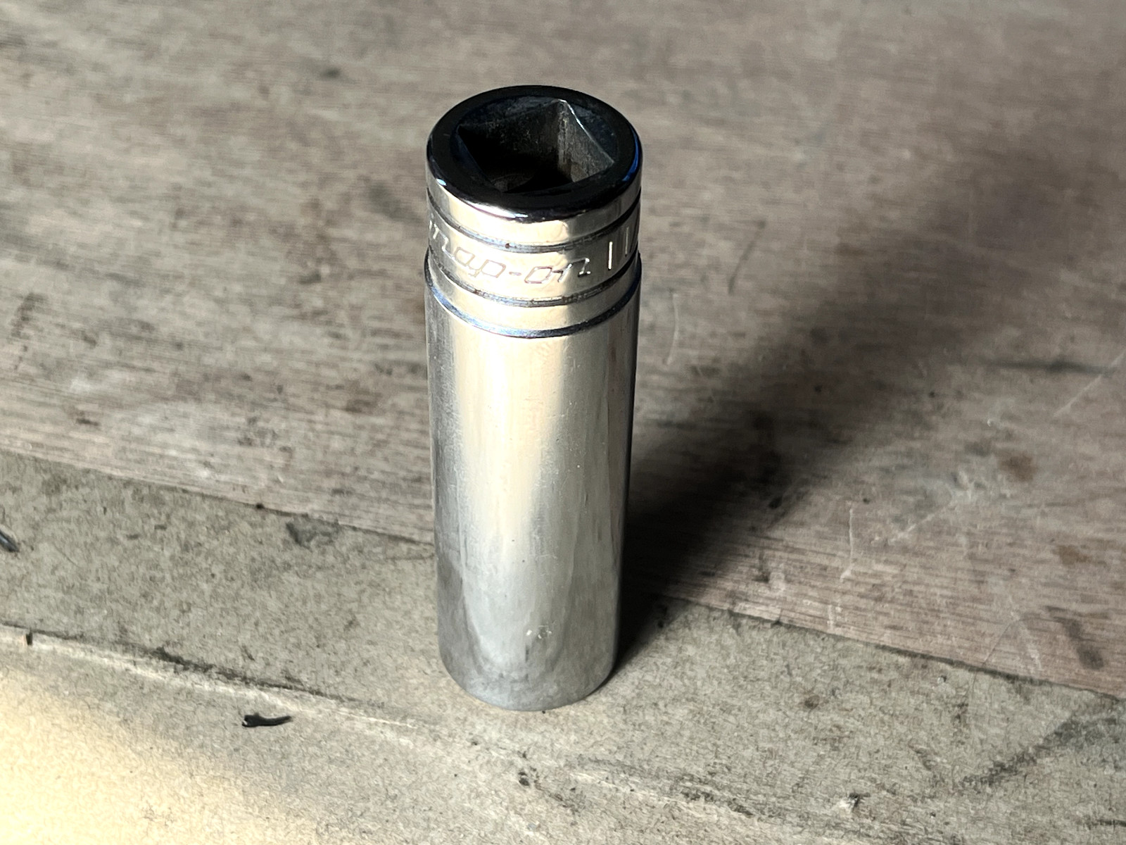 Snap-on Tools USA TS221 11/16″ 1/2” Drive SAE 6 Point Deep Well Chrome Socket