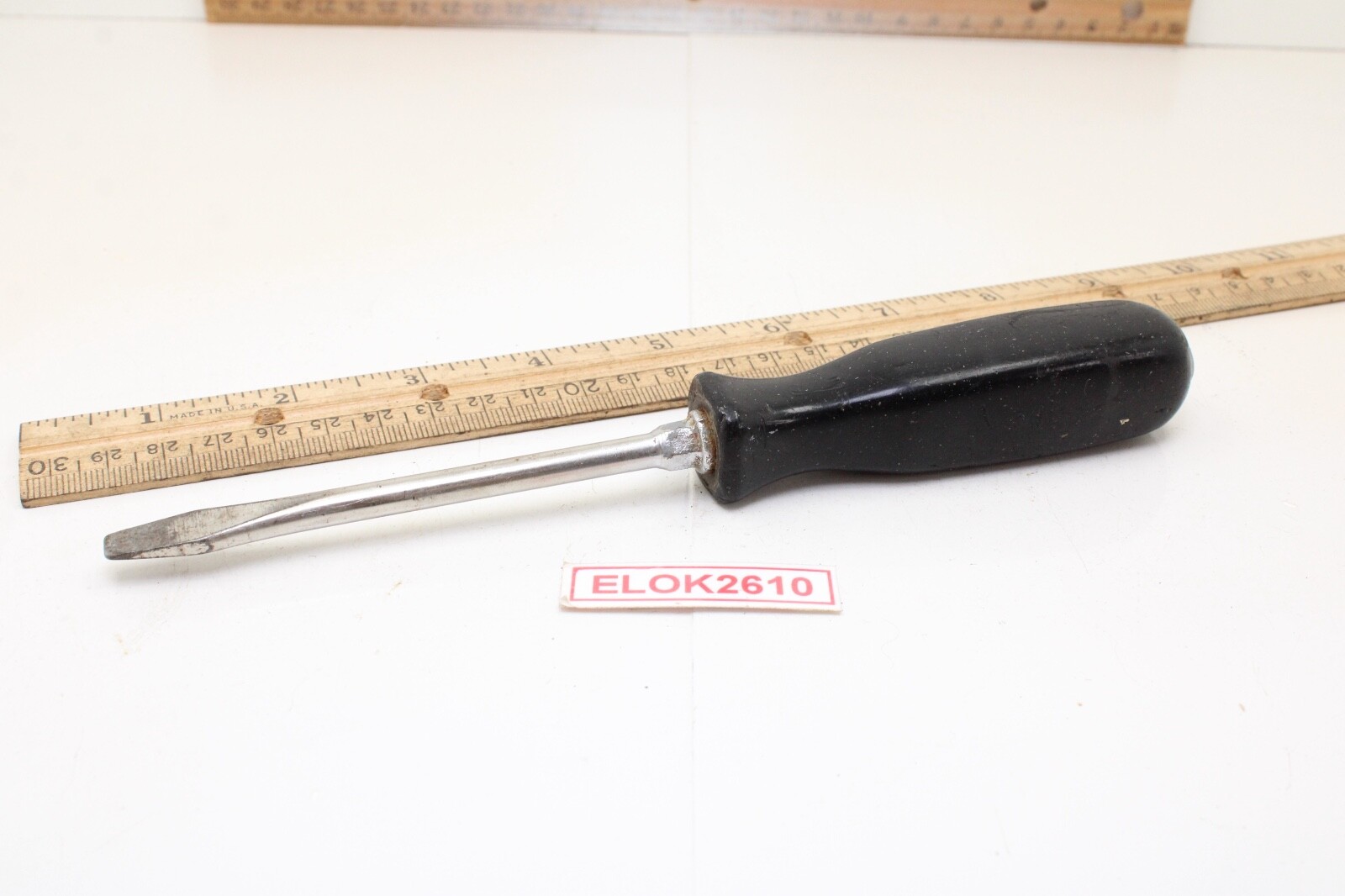 Unbranded 4″ x 1/4″ Black Hard Handle Flat Slotted Screwdriver
