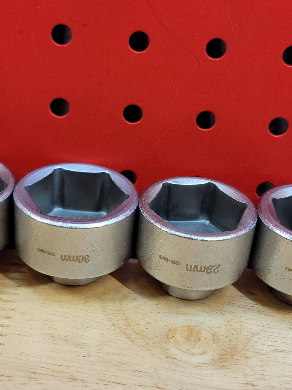 3/8″ Drive 6-Piece Oil & Fuel Filter 6-Point Socket Set 27 29 30 32 36 38