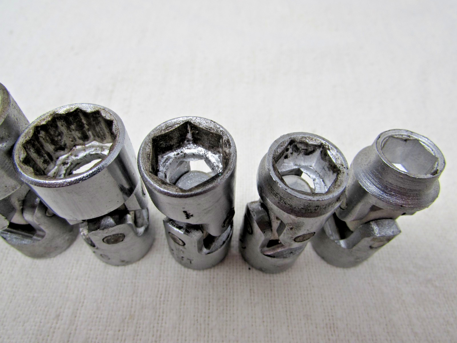 Made in USA Thorsen Set No. 3808U Seven SAE Swivel Wobble Sockets in Metal Box