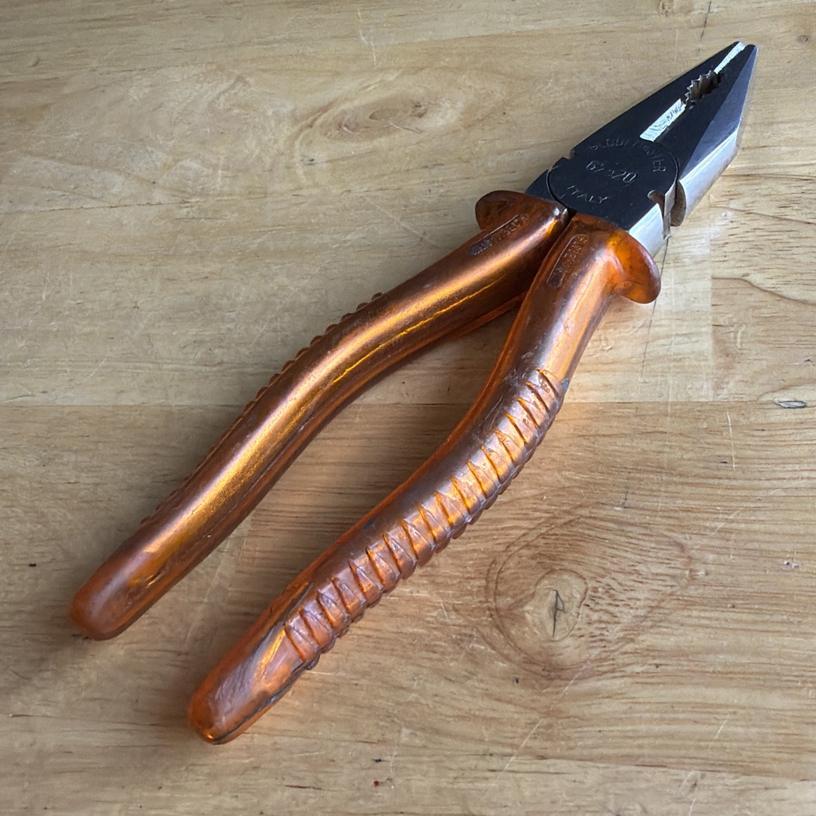 Globemaster 7″ Long Lineman Pliers W/ Side Cutters Orange 62520 Made in Italy