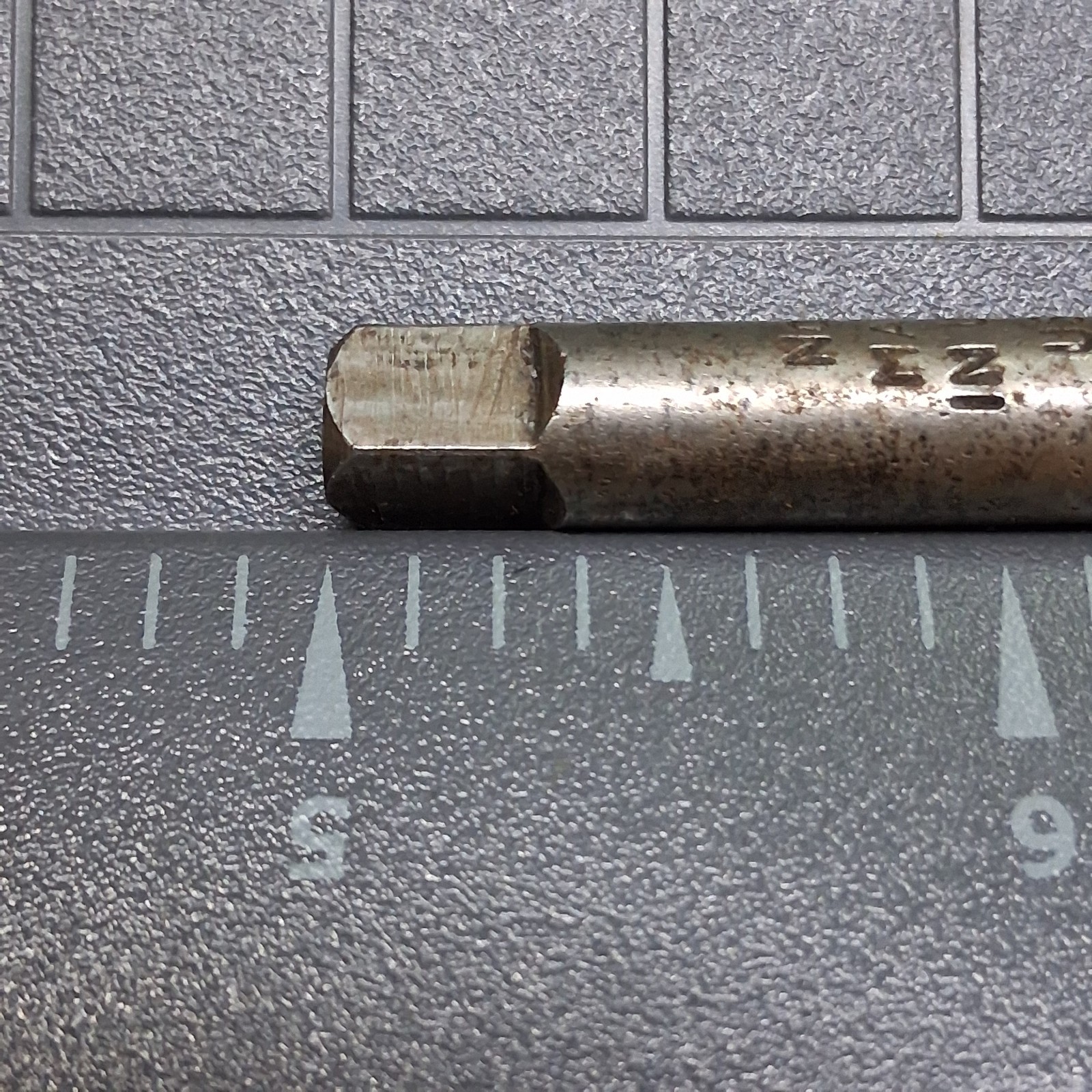 Vintage Dayton #4 Spiral Fluted Twist 5/16″ Bolt Screw Extractor Bit
