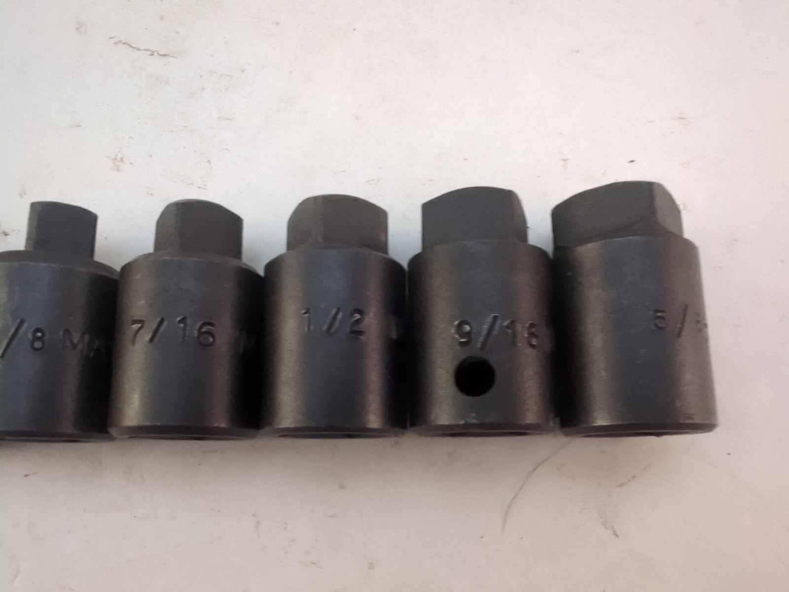 8 Pc. Matco 1/4″-5/8″ SAE 1/2″ Drive Square External Drain Plug Socket Set