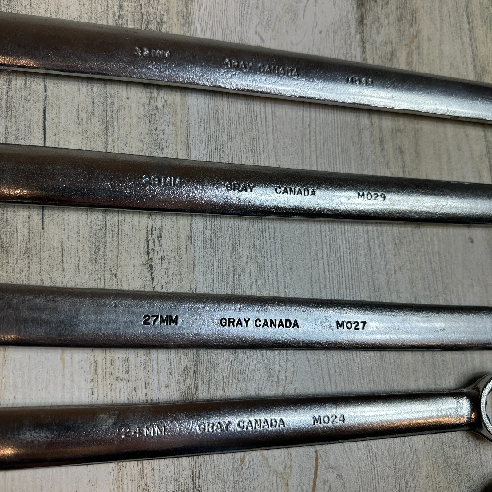 GRAY CANADA METRIC COMBINATION WRENCH SET 11MM – 32MM 12 POINT (12 WRENCHES)