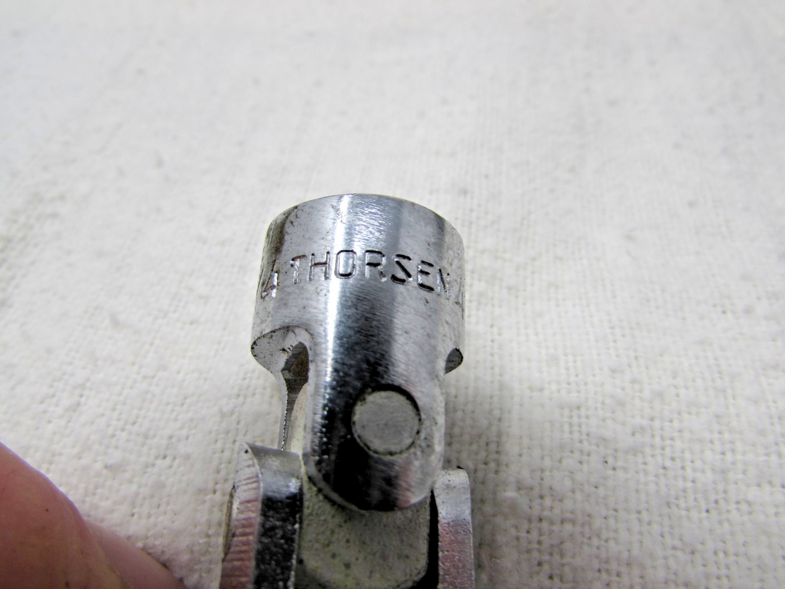 Made in USA Thorsen Set No. 3808U Seven SAE Swivel Wobble Sockets in Metal Box