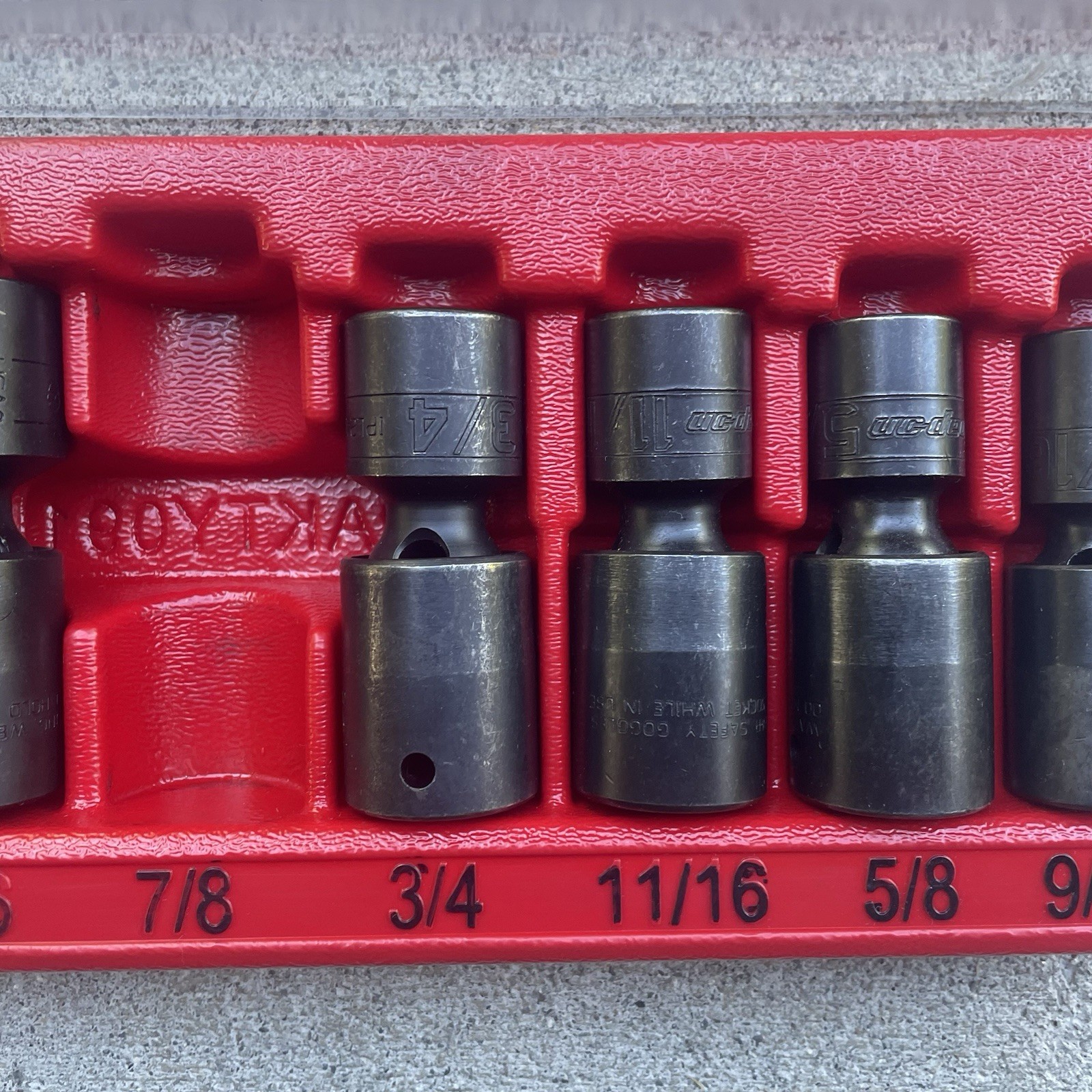 Snap On 1/2″ Drive Wobble Sockets SAE 9/16 to 1 1/8 Inch Set 3071PLY–Missing 1
