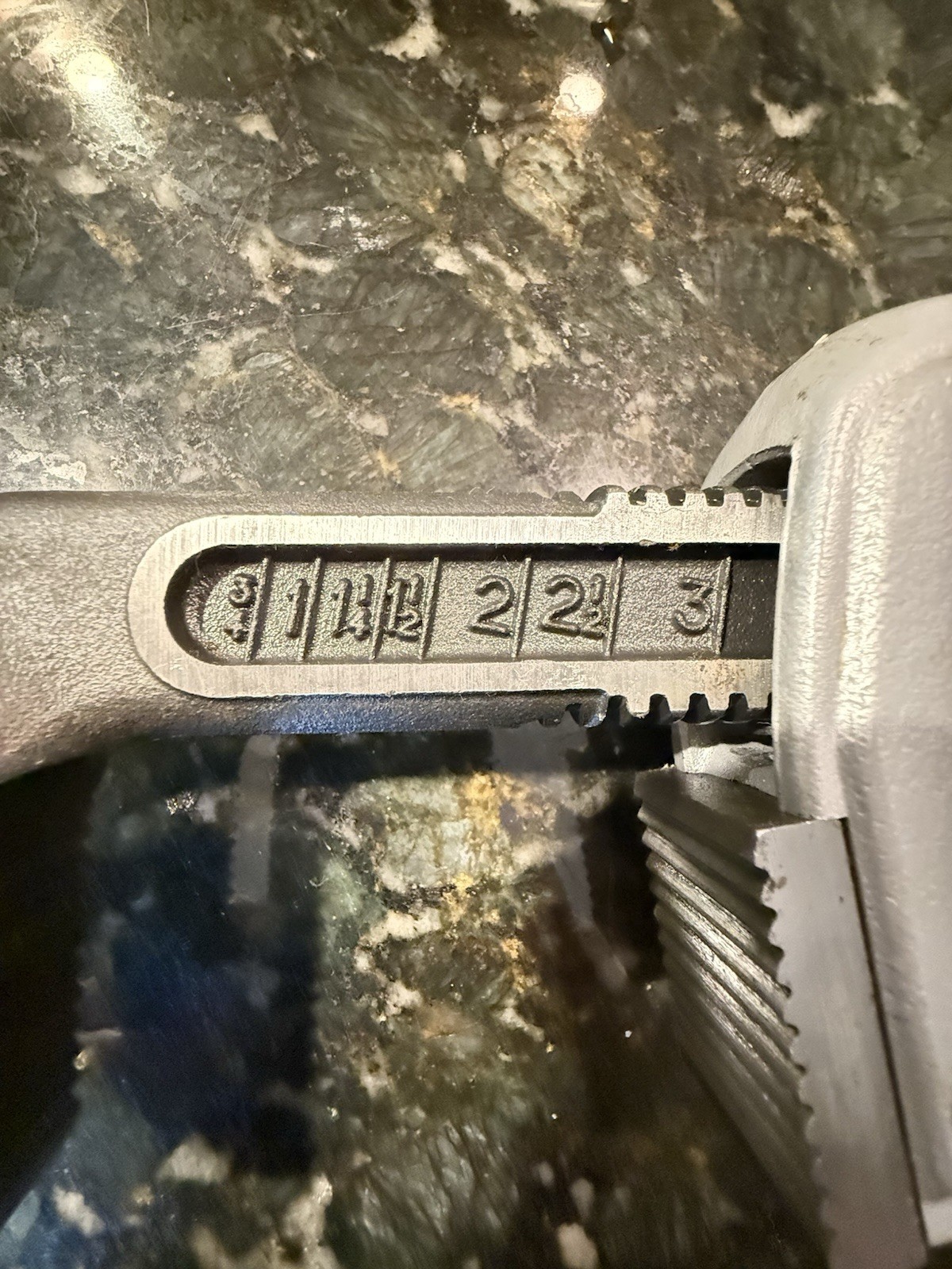RIDGID 31105 Model 824 Aluminum Straight Pipe Wrench 24-inch Plumbing Wrench USA