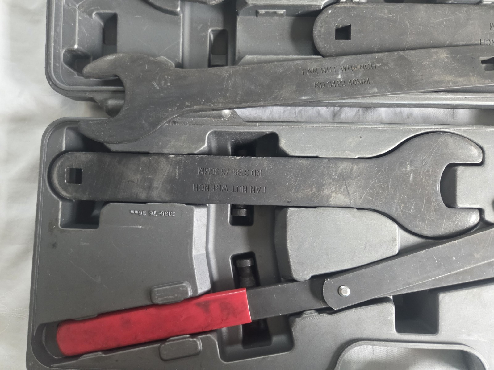 KD Tools Fan Clutch Wrench Master Service Tool Kit KDT41580 ??